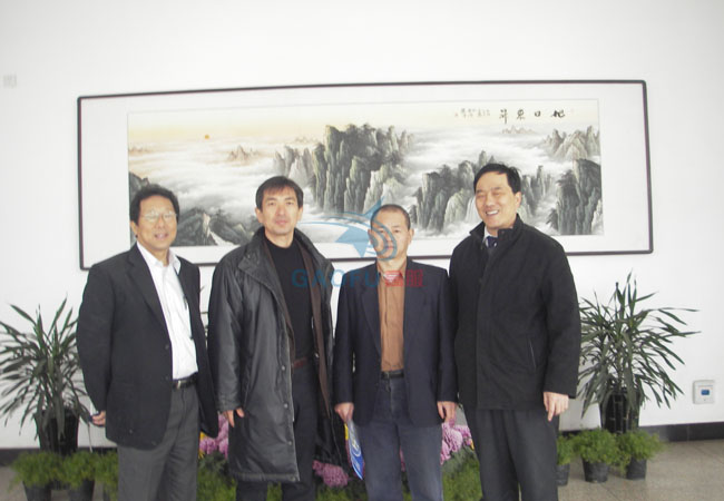 日本客戶到我公司參觀考察購買設(shè)備